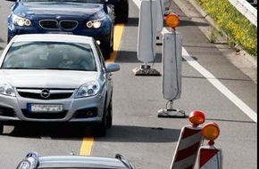 Polizei Bielefeld: POL-BI: Verkehrswarnbaken an Autobahn gestohlen