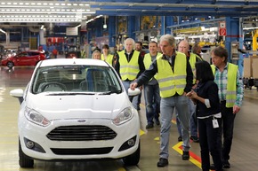 Zum ersten Mal an der Linie: Die Bläck Fööss auf den Spuren des Ford Fiesta