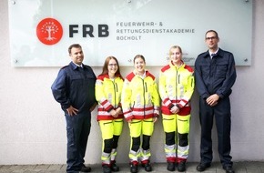 Feuerwehr Ratingen: FW Ratingen: Bildmaterial - Erstmals Vollausbildung zum Notfallsanitäter bei der Feuerwehr Ratingen