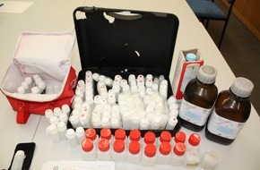 Polizeipräsidium Frankfurt am Main: POL-F: 130430 - 397 Frankfurt-Sachsenhausen: Illegaler Handel mit Methadon aufgeflogen   - bitte Foto beachten! -