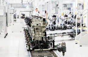 Skoda Auto Deutschland GmbH: SKODA produziert neue Dreizylinder-Benzinmotoren (FOTO)