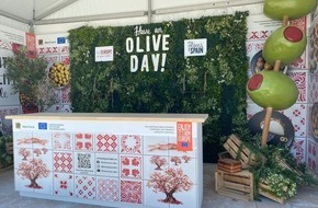 Europe at your table, with olives from Spain: European olives show their gastronomic potential in Miami to 450 chefs / The Spanish chef Alberto Astudillo will prepare different dishes with this ingredient