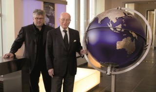 Ottobock SE & Co. KGaA: 100. Geburtstag Dr. Max Näder / 25 Jahre President und CEO 
Professor Hans Georg Näder