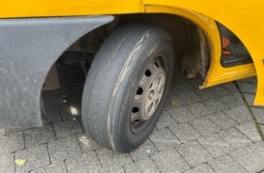 Landespolizeidirektion Saarland: POL-SL: Verkehrskontrolle in Schwalbach / Polizei zieht Schrott-Lkw aus dem Verkehr