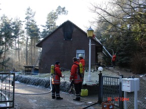 POL-WL: Dachstuhlbrand im Einfamilienhaus