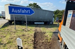 Verkehrsdirektion Koblenz: POL-VDKO: Sattelzug mit 3,2 Promille festgefahren / Hubschraubereinsatz