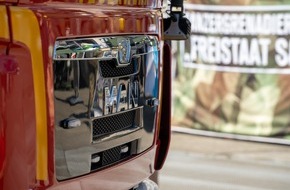 Feuerwehr Dresden: FW Dresden: Deutlich erhöhtes Einsatzaufkommen für Feuerwehr und Rettungsdienst vom 15. zum 16. August 2025