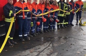 Freiwillige Feuerwehr Lügde: FW Lügde: Erfolgreiche Modul A Ausbildung bei der Feuerwehr Lügde
