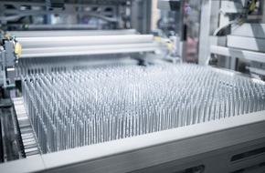 Festo SE & Co. KG: Pressemitteilung: 37.000 € weniger Energiekosten in der Medizintechnik