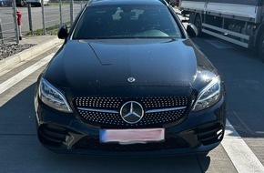 Hauptzollamt Singen: HZA-SI: Mercedes Benz unterfakturiert beim Zoll angemeldet