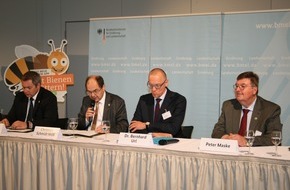 Deutscher Imkerbund e.V.: Gemeinsame Probleme erfordern gemeinsames Handeln / Internationale Bienenkonferenz in Berlin eröffnet