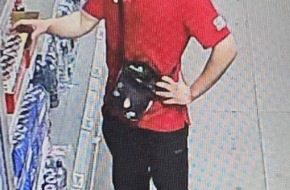 Landespolizeiinspektion Nordhausen: LPI-NDH: Öffentlichkeitsfahndung: Räuberischer Diebstahl - Wer erkennt diesen Mann?