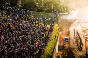 Adrien Fourmaux überzeugt bei der WM-Rallye Portugal mit Topzeiten im Ford Puma Hybrid Rally1