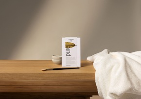 A gift from nature: Mit der Limited Edition Festive Season 2026 von Dr. Hauschka achtsame Pflegemomente f&uuml;r mehr Selbstf&uuml;rsorge schenken.