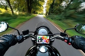 PEARL GmbH: Sprachsteuerung für sicheres Fahren - Hände am Lenker: Lescars Mobiles CarPlay- und Android Auto-kompatibles Motorrad-Display, Navi