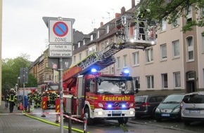 Feuerwehr Gelsenkirchen: FW-GE: Kellerbrand in Schalke, eine Person ins Krankenhaus transportiert!