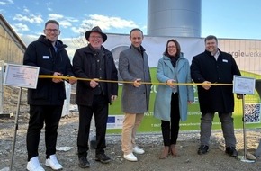 GP JOULE: W&auml;rmenetz in Scheuring feierlich in Betrieb genommen