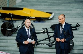 Unterst&uuml;tzungsbereich der Bundeswehr - Presse- und Informationszentrum: Ehemaliger Sportsoldat wird Staatsminister f&uuml;r Sport und Ehrenamt