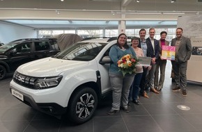 ZDK Zentralverband Deutsches Kraftfahrzeuggewerbe e.V.: Licht-Test-Gewinn: Dacia Duster geht nach Limburg