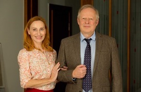 ZDF: "Familie Bundschuh": ZDF dreht fünften Film der Komödienreihe / Andrea Sawatzki und Axel Milberg in den Hauptrollen (FOTO)