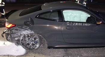 Polizei Hagen: POL-HA: BMW kollidiert in Wehringhausen mit Hauswand - Zeugen nach Verdacht des verbotenen Kraftfahrzeugrennens gesucht