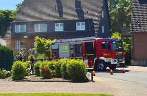 Feuerwehr Recklinghausen: FW-RE: Wohnungsbrand - K&uuml;che in Vollbrand - eine Person aus Wohnung gerettet