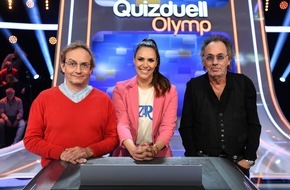 ARD Das Erste: TV-Urgesteine gegen den Olymp: Wigald Boning und Hugo Egon Balder bei Esther Sedlaczek / "Quizduell-Olymp" am Freitag, 14. Juli, 18:50 Uhr im Ersten