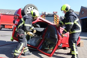 FW Hennef: Lehrgang technische Hilfeleistung im Städteverbund beendet