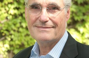 Sky Deutschland: forsa-Umfrage: Jede vierte Frau findet, Männer können von Sky du Mont Manieren lernen