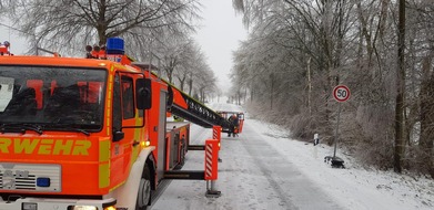 Feuerwehr Schwelm: FW-EN: Unwettereinsätze durch Schnee und Eis