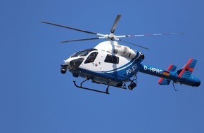 Polizeiinspektion Hameln-Pyrmont/Holzminden: POL-HM: Flucht vor Polizeikontrolle endet im Maisfeld: Polizeihubschrauber lokalisiert 25-J&auml;hrigen