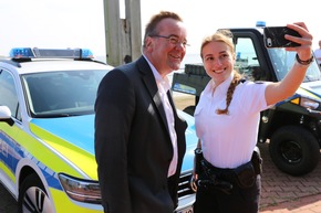 POL-OS: Innenminister Pistorius besucht Polizei auf Norderney