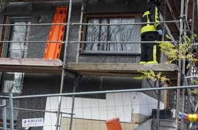 Feuerwehr Wetter (Ruhr): FW-EN: Arbeitsunfall auf Baustelle -Menschenrettung über Drehleiter