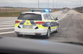 Hauptzollamt M&uuml;nchen: HZA-M: Zoll stoppt 49-j&auml;hrigen Mann im Schweizer Fahrzeug - und versteuert das Auto