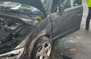 Polizei Duisburg: POL-DU: Neudorf-Nord: Linienbus kollidiert mit Auto - ein Verletzter