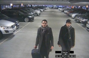 Polizei Düsseldorf: POL-D: Räuberischer Diebstahl in Lohausen - Polizei fahndet mit Foto aus der Überwachungskamera nach den beiden Tätern - Datei im Anhang