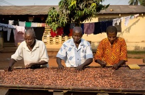 Tony's Chocolonely: Bitterer Beigeschmack zum Weihnachtsfest: Was Schokolade mit illegaler Kinderarbeit und moderner Sklaverei zu tun hat