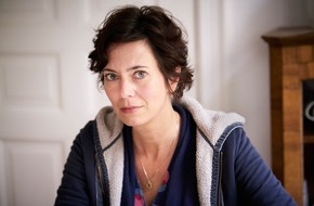 ZDF: Neue Mainzer Stadtschreiberin gewählt: Eva Menasse ist 35. Trägerin des Literaturpreises von ZDF, 3sat und der Stadt Mainz (FOTO)