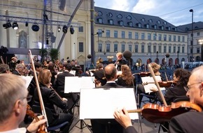 BR Bayerischer Rundfunk: Musikalisches Sommerhighlight: Klassik am Odeonsplatz 2026 in Radio, TV und Livestreams - Open Airs am 11./12. Juli mit dem Symphonieorchester des BR und den M&uuml;nchner Philharmonikern