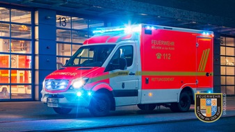 Feuerwehr Mülheim an der Ruhr: FW-MH: BAB40 - Verkehrsunfall im Berufsverkehr mit zwei leicht verletzten Personen