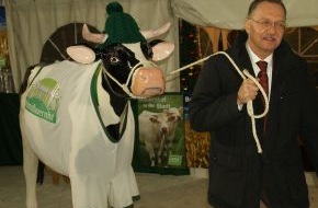 Forum Moderne Landwirtschaft e.V.: Gerd Sonnleitner holt die Kuh vom Eis (mit Bild)