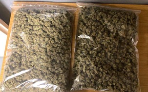 Bundespolizeidirektion Sankt Augustin: BPOL NRW: Rucksack in S1 vergessen - Bundespolizei stellt großen Behälter mit Marihuana sicher