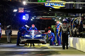 Der Ford GT fährt bei den 24 Stunden von Daytona erneut zum GTLM-Klassensieg