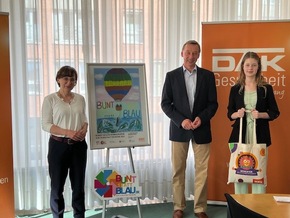 Niedersachsen: Schülerin aus Leer gewinnt landesweiten Plakatwettbewerb gegen das Rauschtrinken