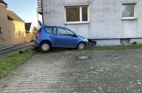 Feuerwehr Gladbeck: FW-GLA: Verkehrsunfall durch medizinischen Notfall