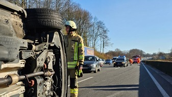 Freiwillige Feuerwehr Burscheid: FW Burscheid: Verkehrsunfall auf der Autobahn