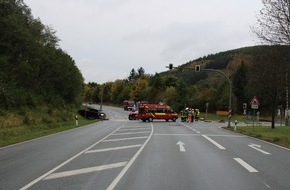 Polizeidirektion Kaiserslautern: POL-PDKL: Schwerer Verkehrsunfall auf der B 270