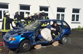 Feuerwehr Kirchhundem : FW OE: 160 Stunden Lehrgang für den Dienst am Nächsten