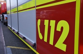 Feuerwehr Dortmund: FW-DO: Feuer in Kinderwohngruppe - zwei Personen mit Verdacht auf Rauchgasvergiftung in Krankenhaus transportiert