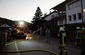 Feuerwehr Lennestadt: FW-OE: Brennender Durchlauferhitzer verursacht Feuerwehreinsatz